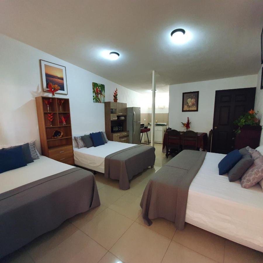 Bahia Ballena Loft Hotel Uvita Esterno foto