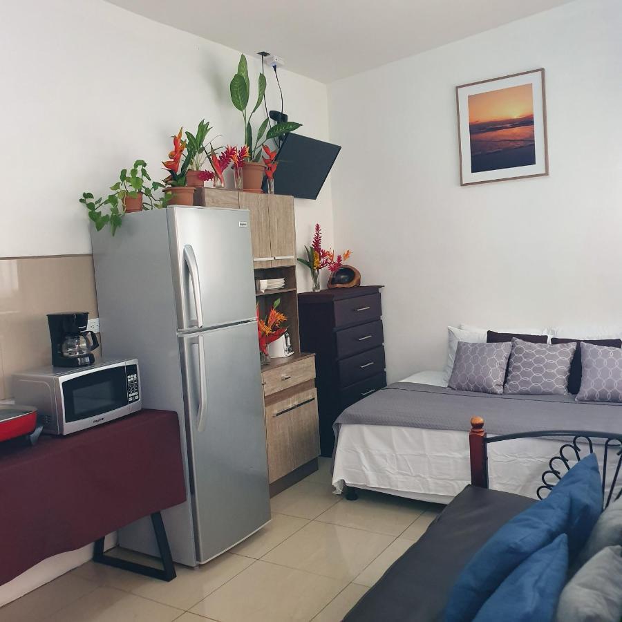 Bahia Ballena Loft Hotel Uvita Esterno foto